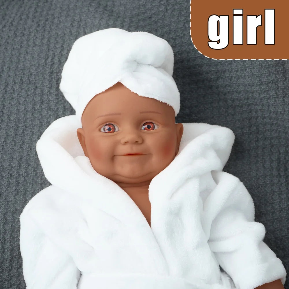 18.5-inch full body medical grade silicone lifelike baby girl, 3.9kg soft touch, lively and sweet smile when opening eyes