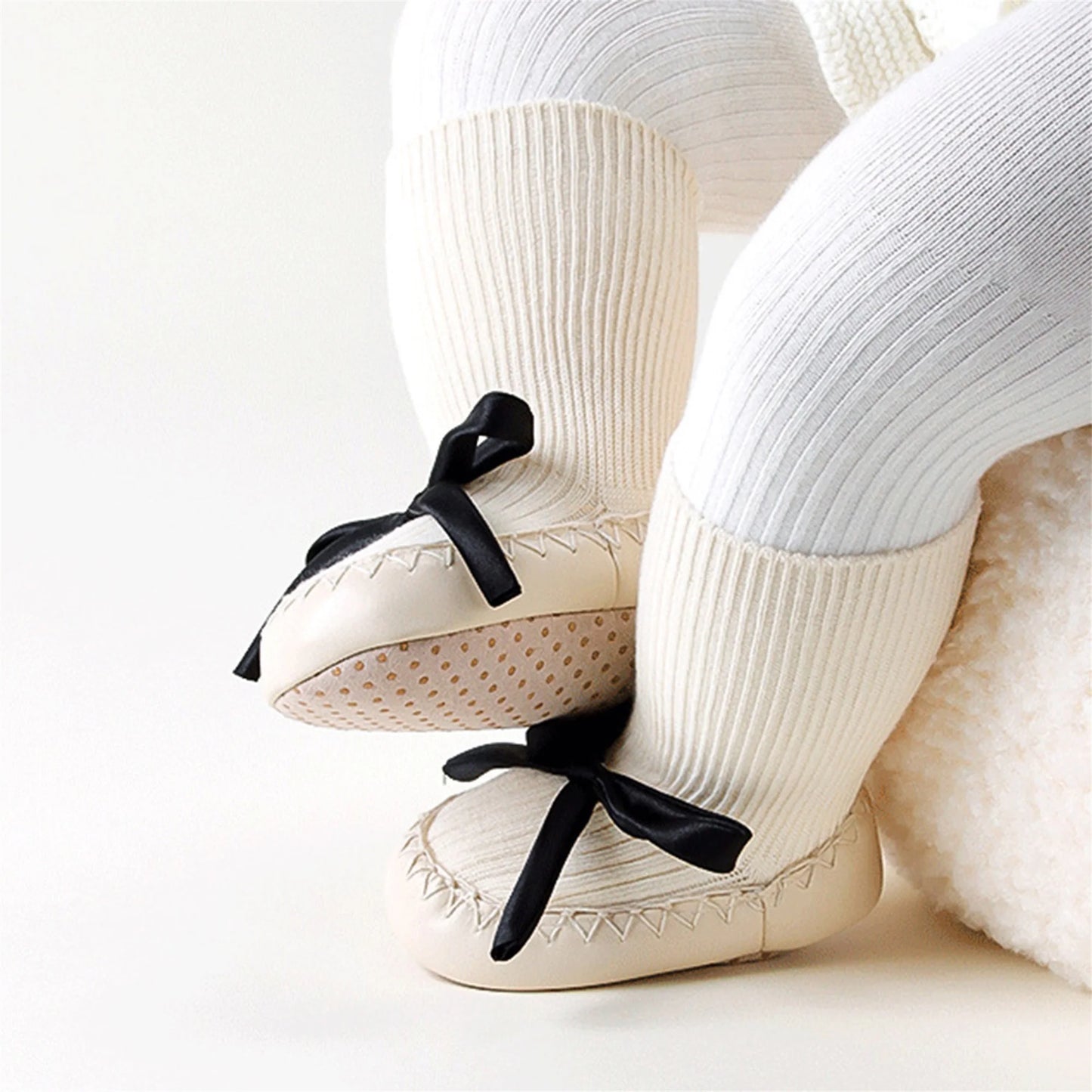 Toddler Girl Polka Dot Print Bow Slip-On Shoes with Non-Slip Sole and Cute Bootie Design for First Steps and Walking