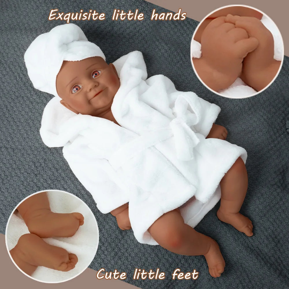 18.5-inch full body medical grade silicone lifelike baby girl, 3.9kg soft touch, lively and sweet smile when opening eyes